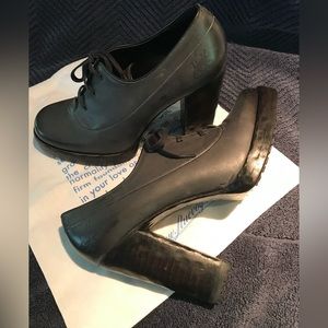 Fleuvog size 9 dark gray with wood heel.